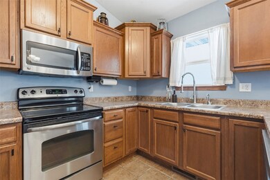 6601 Ohio St SW, Cedar Rapids, IA 52404 - photo 4