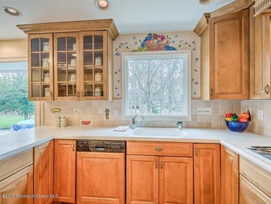 9 Duncan Dr, Morganville, NJ 07751 - photo 5