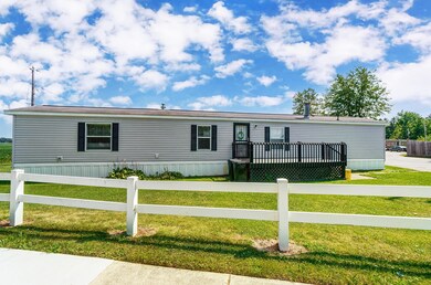 569 E Lincoln Ave unit 1, Ada, OH 45810 - photo 4