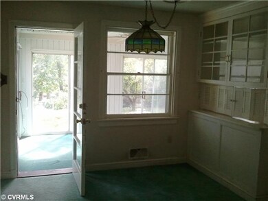 Exterior Front - Dining area