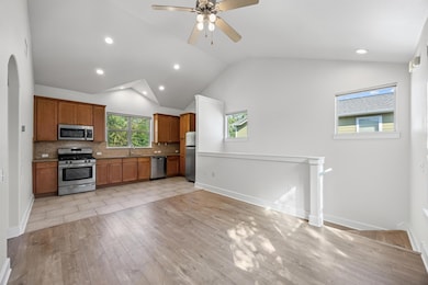 1601 Miriam Ave unit 315, Austin, TX 78702 - photo 7