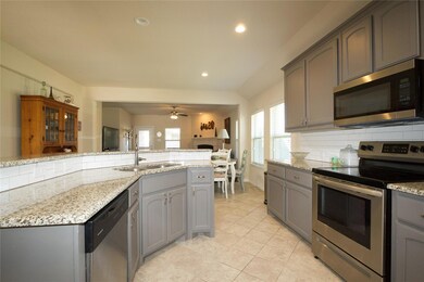 1803 Vallana Dr, Gainesville, TX 76240 - photo 5