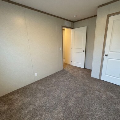 3052 N Gary St unit 117, New Castle, IN 47362 - photo 5