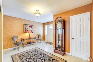 5 Mohawk Ave, Middlesex, NJ 08846 - photo 3