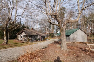 4097 Howard Gap Rd, Hendersonville, NC 28792 - photo 3