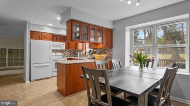 739 Bridgeview Rd, Feasterville Trevose, PA 19053 - photo 7