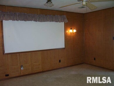 1417 N Logan St, Lincoln, IL 62656 - photo 4