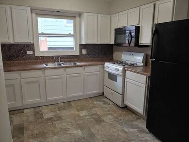 1823 Jethro Ave unit A, Zion, IL 60099 - photo 4