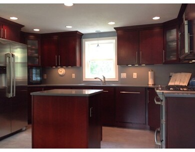 840 Plymouth St, Middleboro, MA 02346 - photo 2