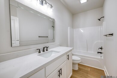 8739 Lockhart Rd unit 11-A, Denham Springs, LA 70726 - photo 6