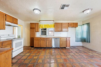 7-web-or-mls-145 East 400 South - www.as