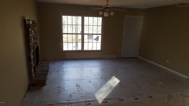 120 Stroud Ct, Dingmans Ferry, PA 18328 - photo 5