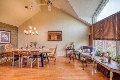 340 Centre Ave unit 7, Rockland, MA 02370 - photo 3