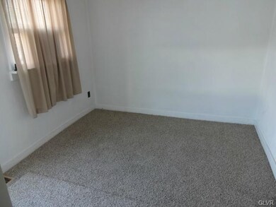 730 W Berwick St unit 1, Easton, PA 18042 - photo 3