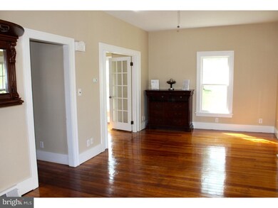 634 Hampton Ave, Southampton, PA 18966 - photo 4