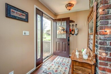 Split level foyer
