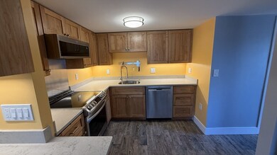 390 Broadway unit 24, Somerville, MA 02145 - photo 6