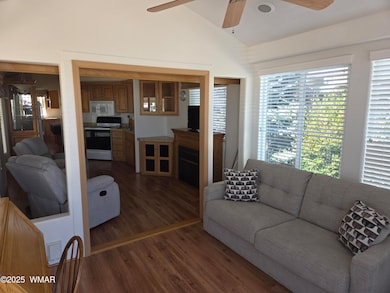 1864 Par Cir, Show Low, AZ 85901 - photo 5