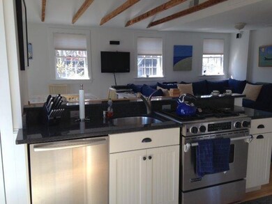 17 Pearl St unit 3, Provincetown, MA 02657 - photo 5