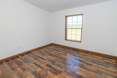 18513 Red Hill Rd, Painter, VA 23420 - photo 7