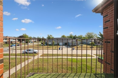 4571 Maureen Dr SE unit 43, Cedar Rapids, IA 52403 - photo 5