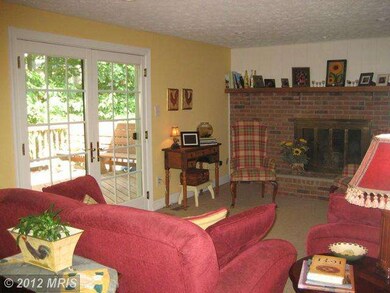 6323 Falling Brook Dr, Burke, VA 22015 - photo 5