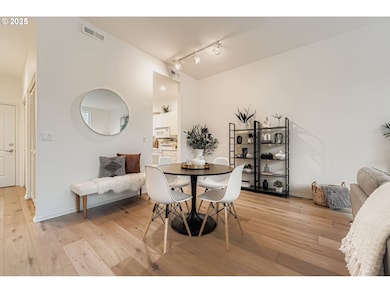 618 NW 12th Ave unit 404, Portland, OR 97209 - photo 6