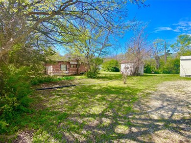 209 Ivanhoe Dr, Gordonville, TX 76245 - photo 2