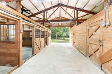 4670 Lazy Creek Lane-81