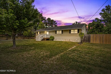 800 River St, Jacksonville, NC 28540 - photo 2