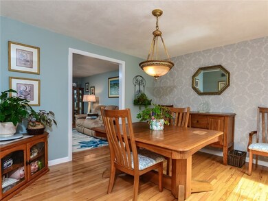 805 Pinewood Dr, Smithfield, RI 02917 - photo 7