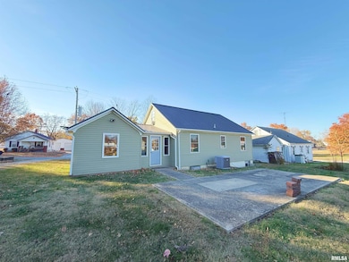 510 S Charles St, Steeleville, IL 62288 - photo 2