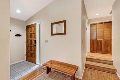 61183 Fircrest Knoll 3