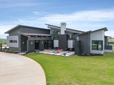 114 Nicholas Way, Decatur, TX 76234 - photo 2