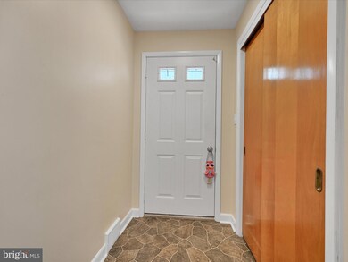 181 N 5th St, Mount Wolf, PA 17347 - photo 4