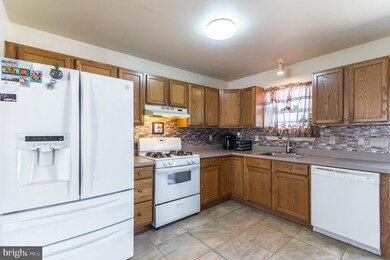 607 Oak Ave, Woodbury, NJ 08096 - photo 6