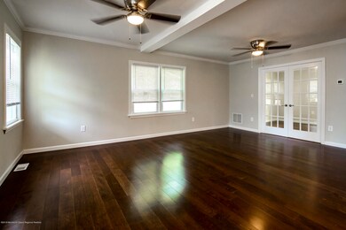 06_Living Room