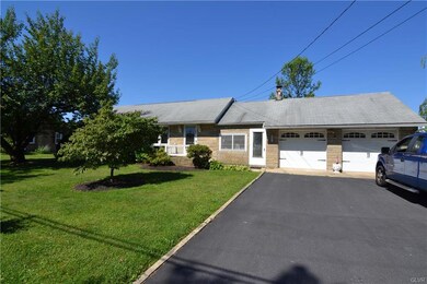 601 Grouse Dr, Bath, PA 18014 - photo 3