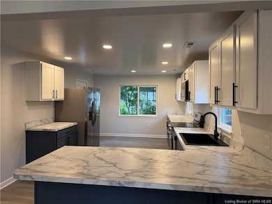 330 Marshall Dr, Charlestown, IN 47111 - photo 5