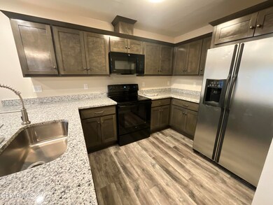 2133 Happer St unit A, El Paso, TX 79903 - photo 7