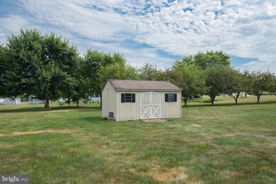 337 Quaint Swan Dale Dr, Martinsburg, WV 25404 - photo 6