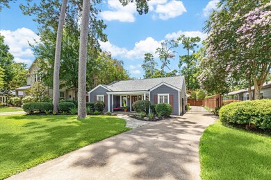 1043 Gardenia Dr, Houston, TX 77018 - photo 2