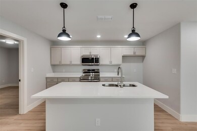 1404 Maple St, Bonham, TX 75418 - photo 6