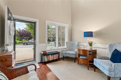 Sellers are using this as a reading space, great office or music space!