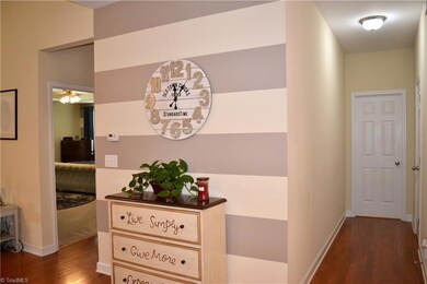 2476 Birch View Dr, High Point, NC 27265 - photo 7