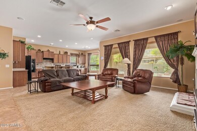 2413 W Kachina Trail, Phoenix, AZ 85041 - photo 6