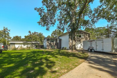 3579 S Bend Rd, Rockford, IL 61109 - photo 5