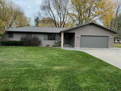 1316 E 18th St, Marshfield, WI 54449 - photo 3