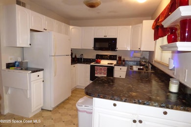 7 Kitchen