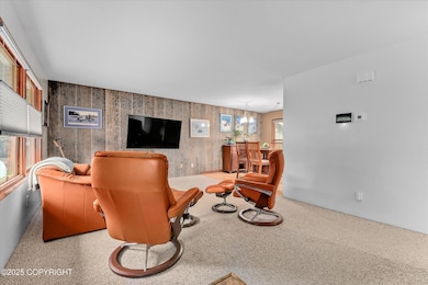12-12145 Rainbow Ave 012